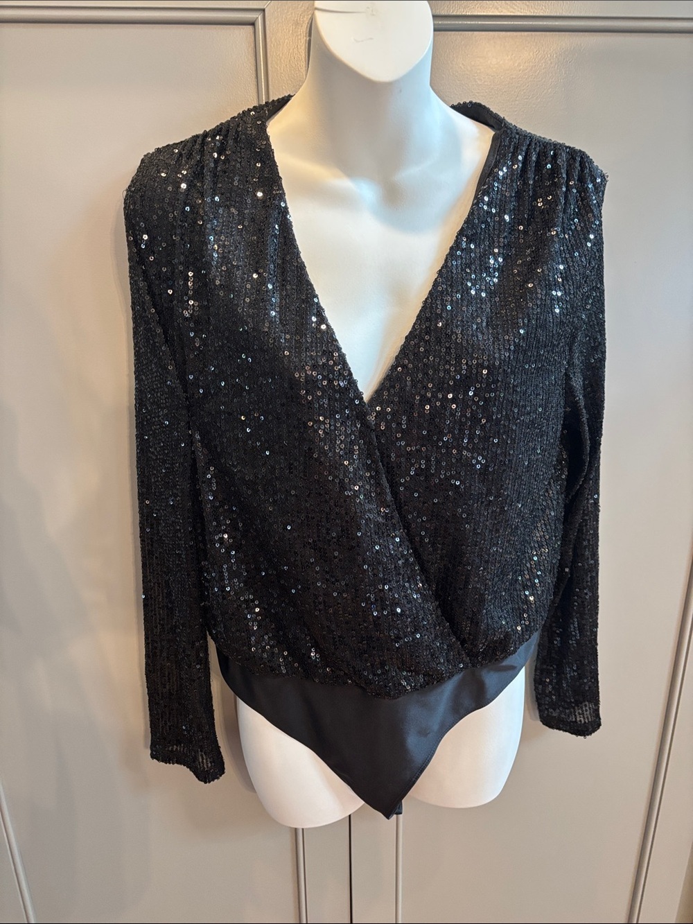 Sincerely Jules sequin black bodysuit M